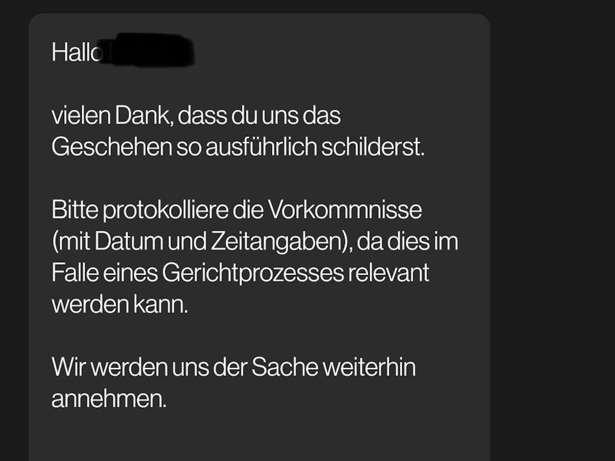 Ein weißer Text auf schwarzem Hintergrund.
