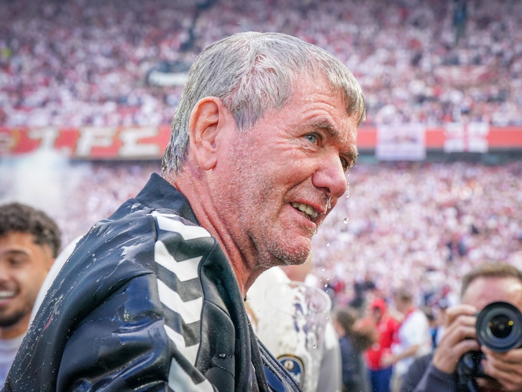 Friedhelm Funkel nach dem Aufstieg mit dem 1. FC Köln am Sonntag (18. Mai 2025)
