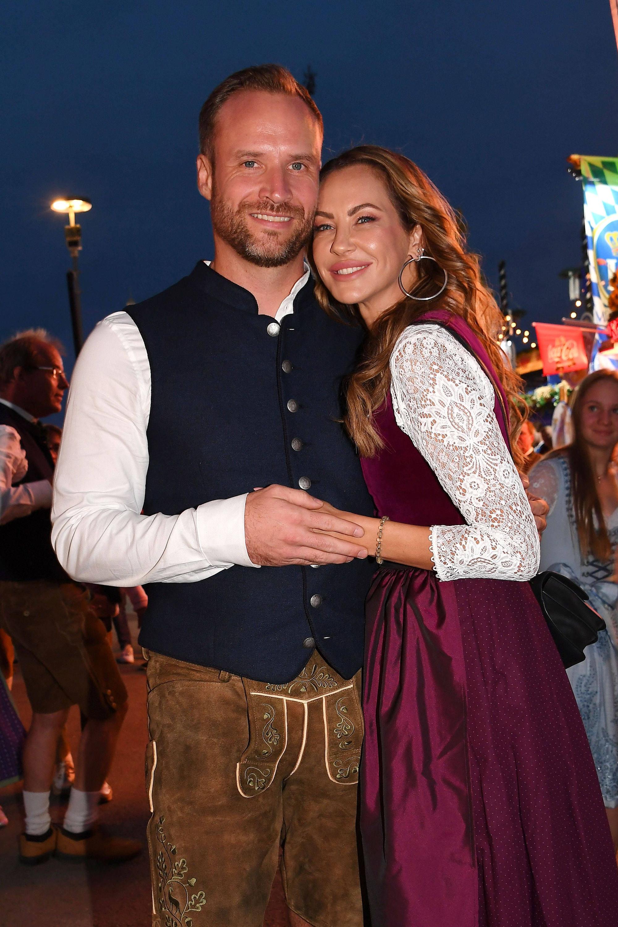 Sandy Meyer-Wölden und Alexander Müller beim Oktoberfest 2024 in München.