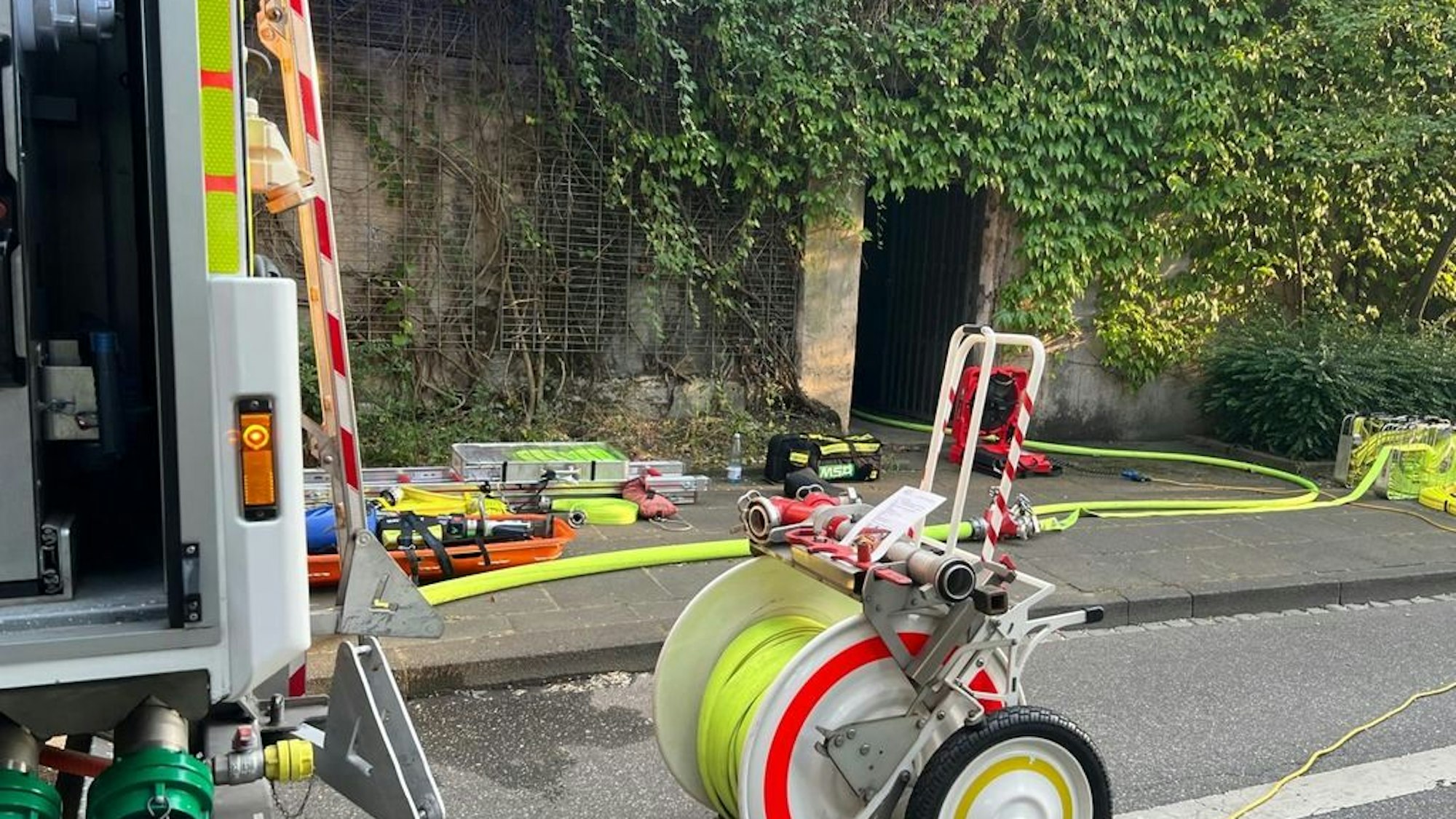 Feuerwehreinsatz an stillgelegter Bunkeranlage in Bonn