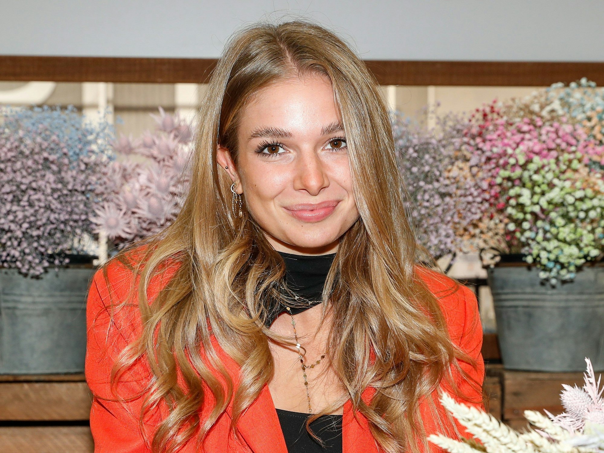 Moderatorin Lola Weippert bei dem Special Day im P&C-Weltstadthaus Berlin.