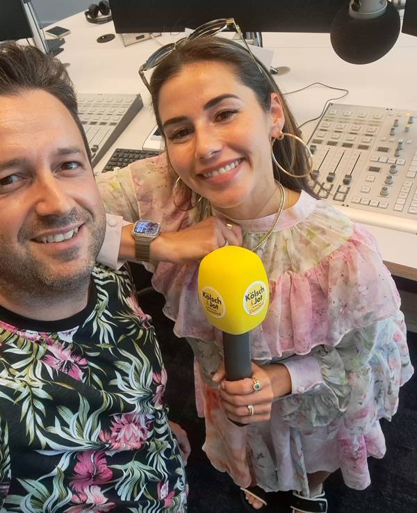 Sarah Engels im Rheinland-Podcast „Kölsch & Jot“ mit Dominik Becker