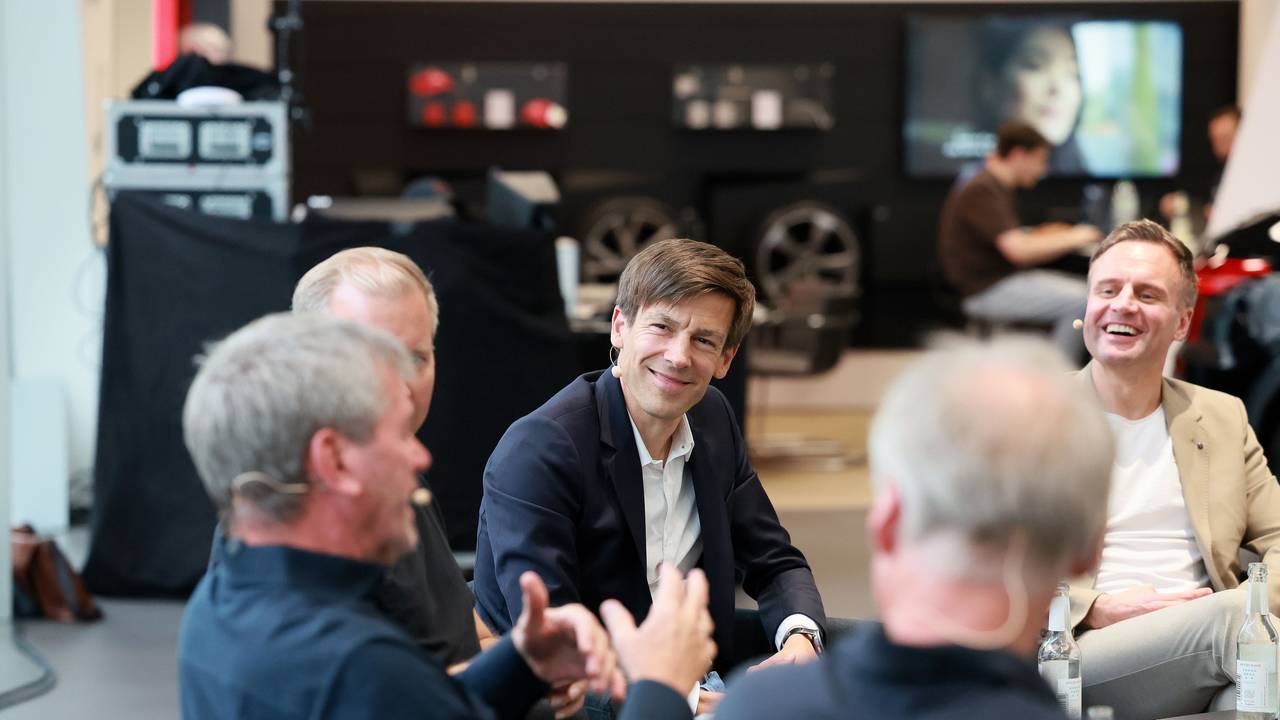 Friedhelm Funkel und Carsten Wettich beim FC-Talk.
