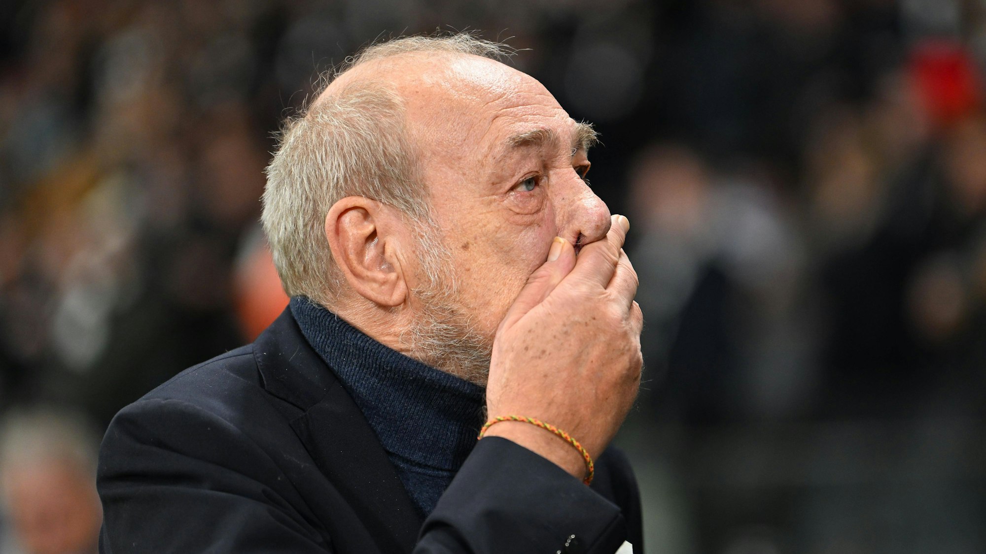 Peter Fischer bei seinem emotionalen Abschied von Eintracht Frankfurt.