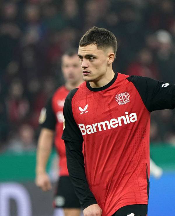 Florian Wirtz, hier am 5. Februar 2025 im Pokalspiel mit Bayer Leverkusen gegen den 1. FC Köln.
