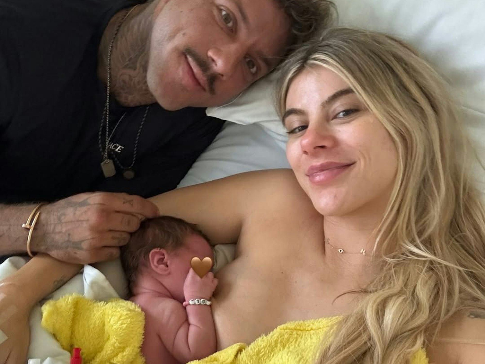 Romina Palm und ihr Zukünftiger Christian Wolf sind im Baby-Glück und haben das auch mit ihren Fans geteilt. Doch von Olli Pocher gab es Kritik.