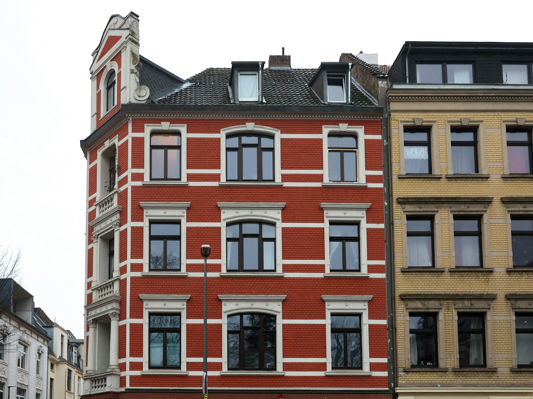 Fassaden von Wohnhäusern