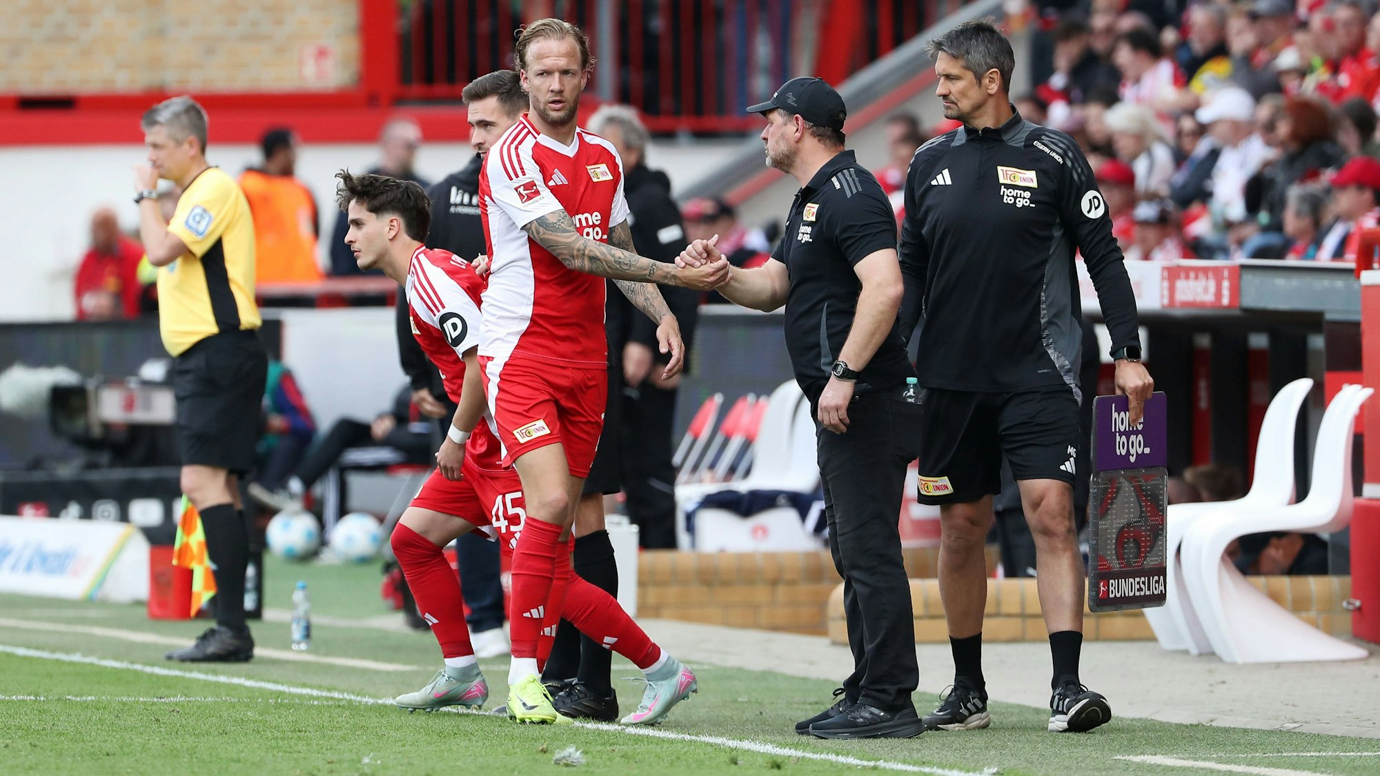 Der wohl letzte Einsatz von Kevin Vogt für Union Berlin: Am 33. Spieltag wird er gegen den 1. FC Heidenheim ausgewechselt.