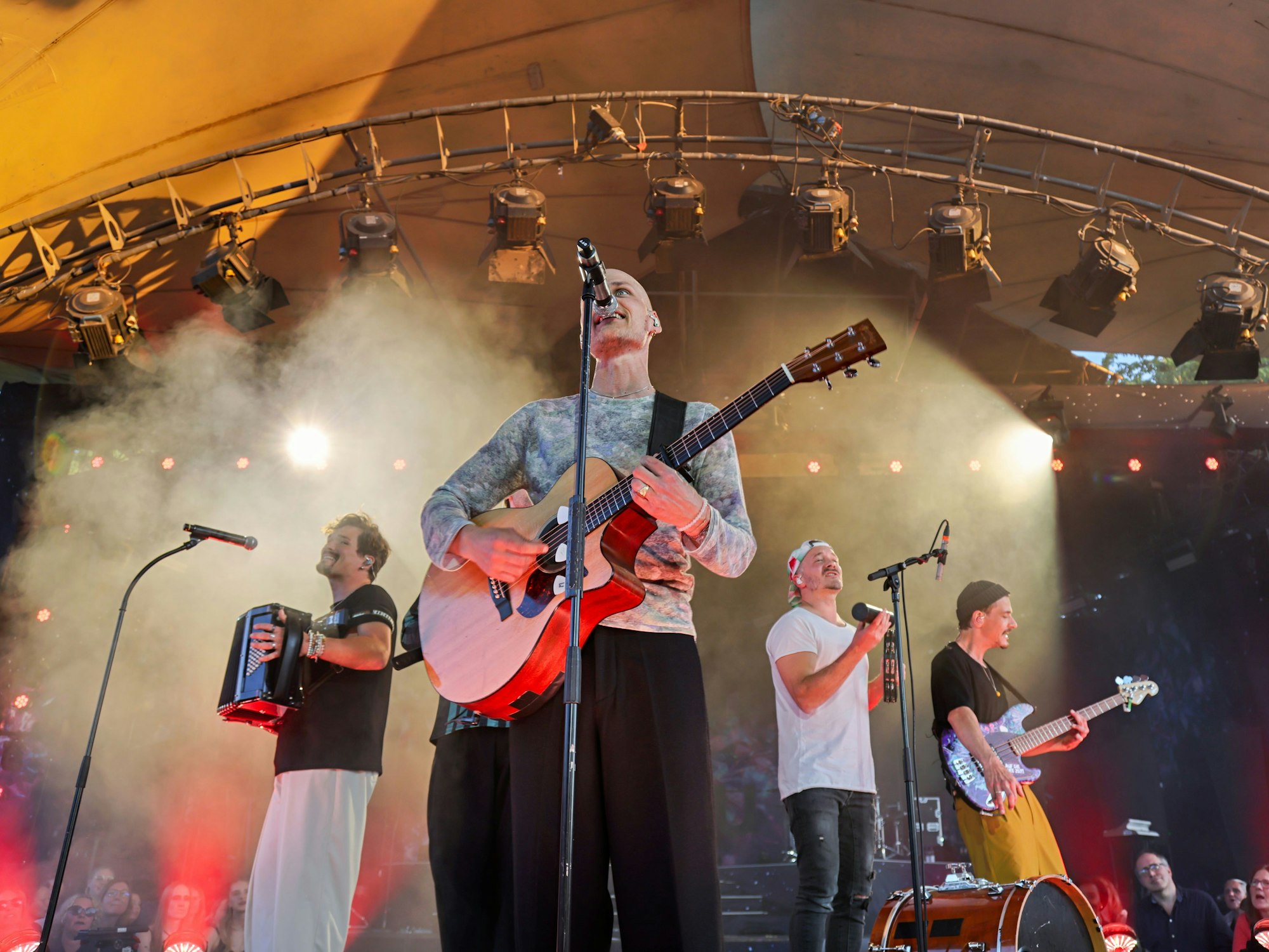 Die Band Cat Ballou beim Auftritt.