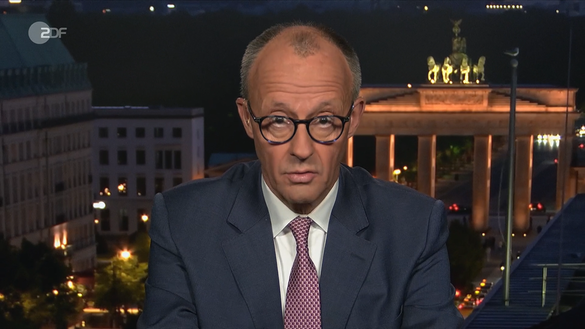 Kanzler Friedrich Merz spricht im „heute journal” mit Dunja Hayali auch über eine mögliche Taurus-Lieferung für die Ukraine.