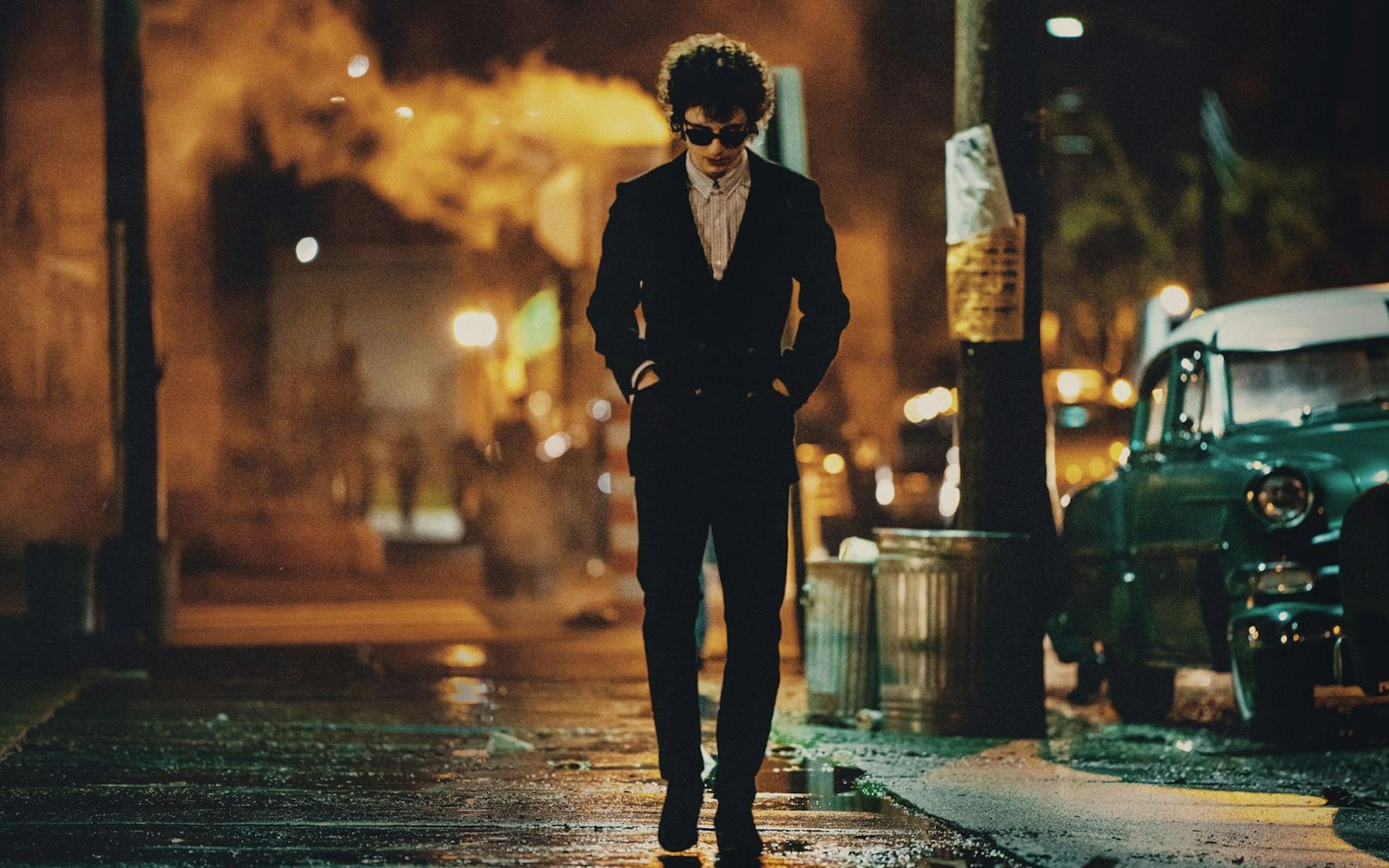 Timothée Chalamet verkörpert in „Like A Complete Unknown“ den jungen Bob Dylan. (Bild: Photo by Macall Polay/2024 Searchlight Pictures/Leonine)