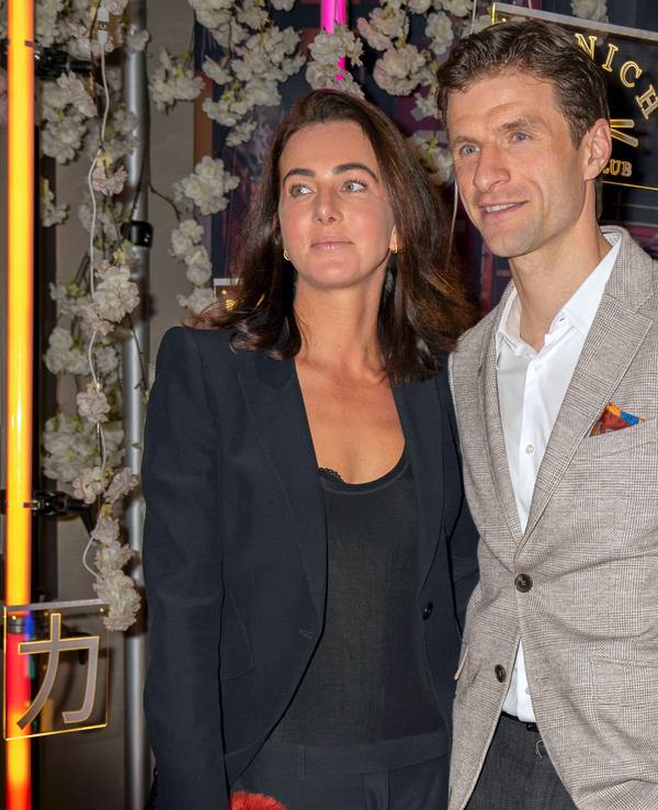 Lisa und Thomas Müller am 22. Februar 2024 auf dem Roten Teppich.