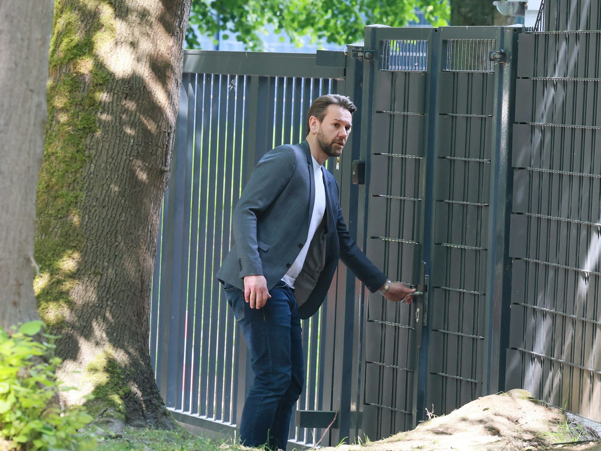 Thomas Kessler auf dem Weg zum FC-Training