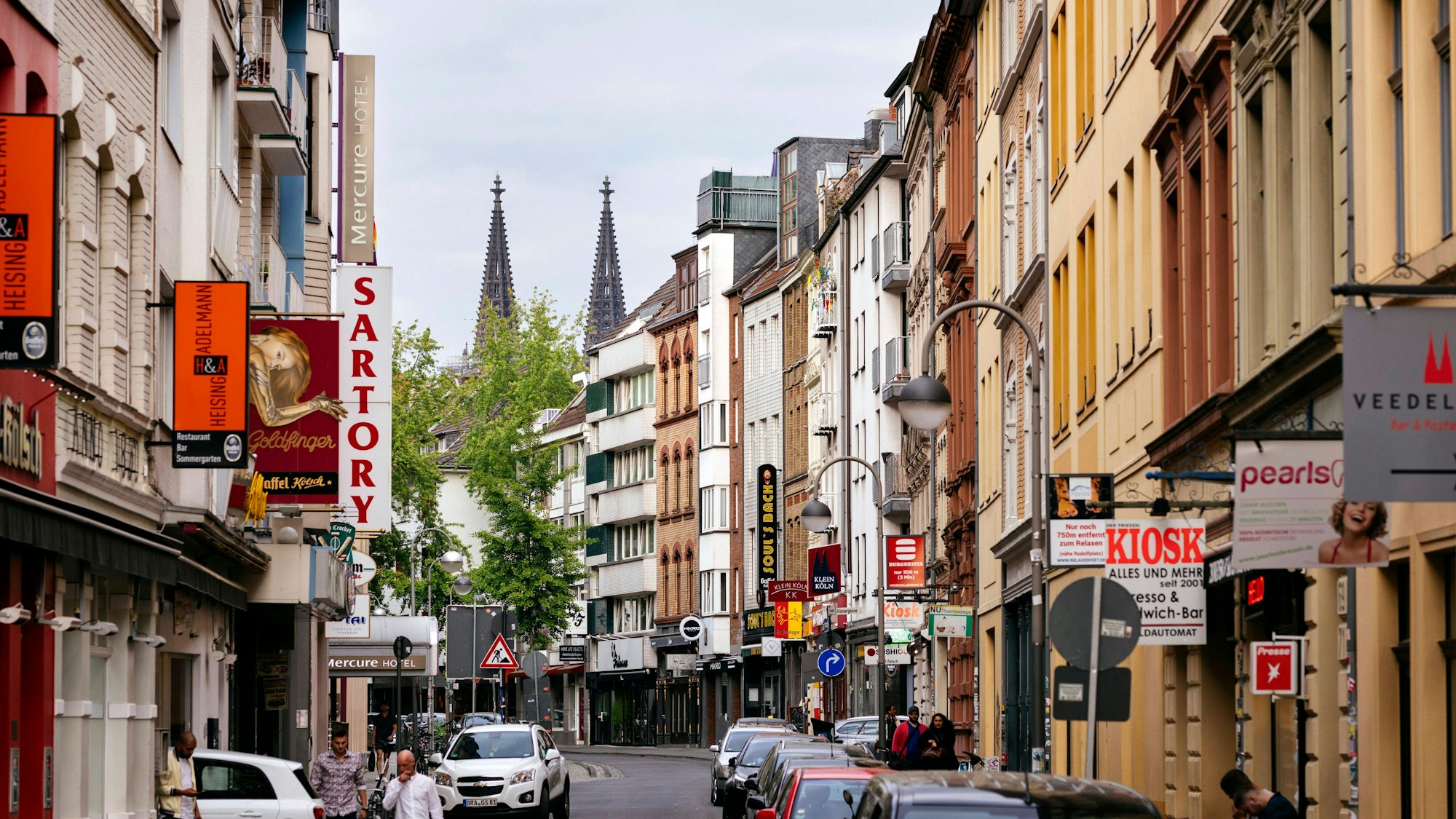 Blick auf die Friesenstraße. Hier vermietet der Kölner Thomas W. mehrere Wohnungen (Archivfoto)