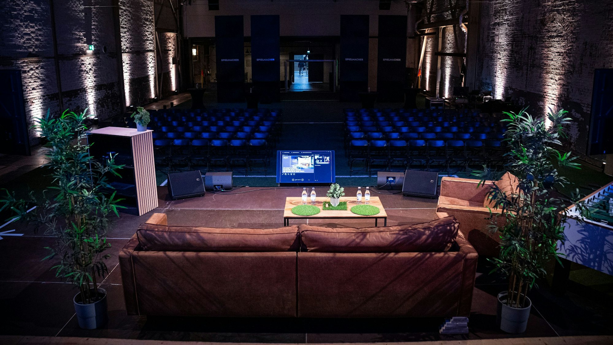 Blick in die „Private Hall“ der Base.