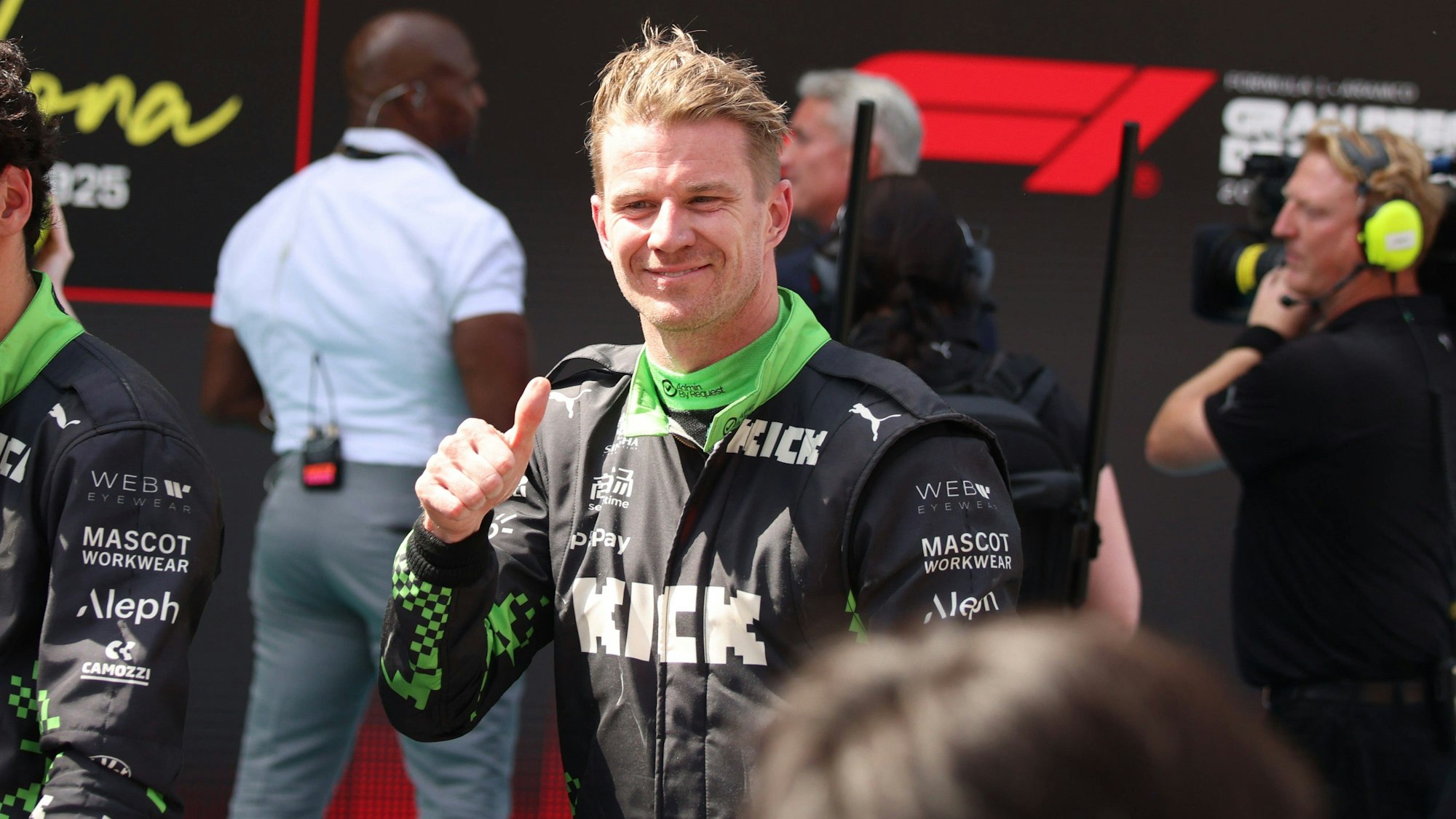 Nico Hülkenberg freut sich beim Barcelona-Rennen der Formel 1 über seinen starken Auftritt.