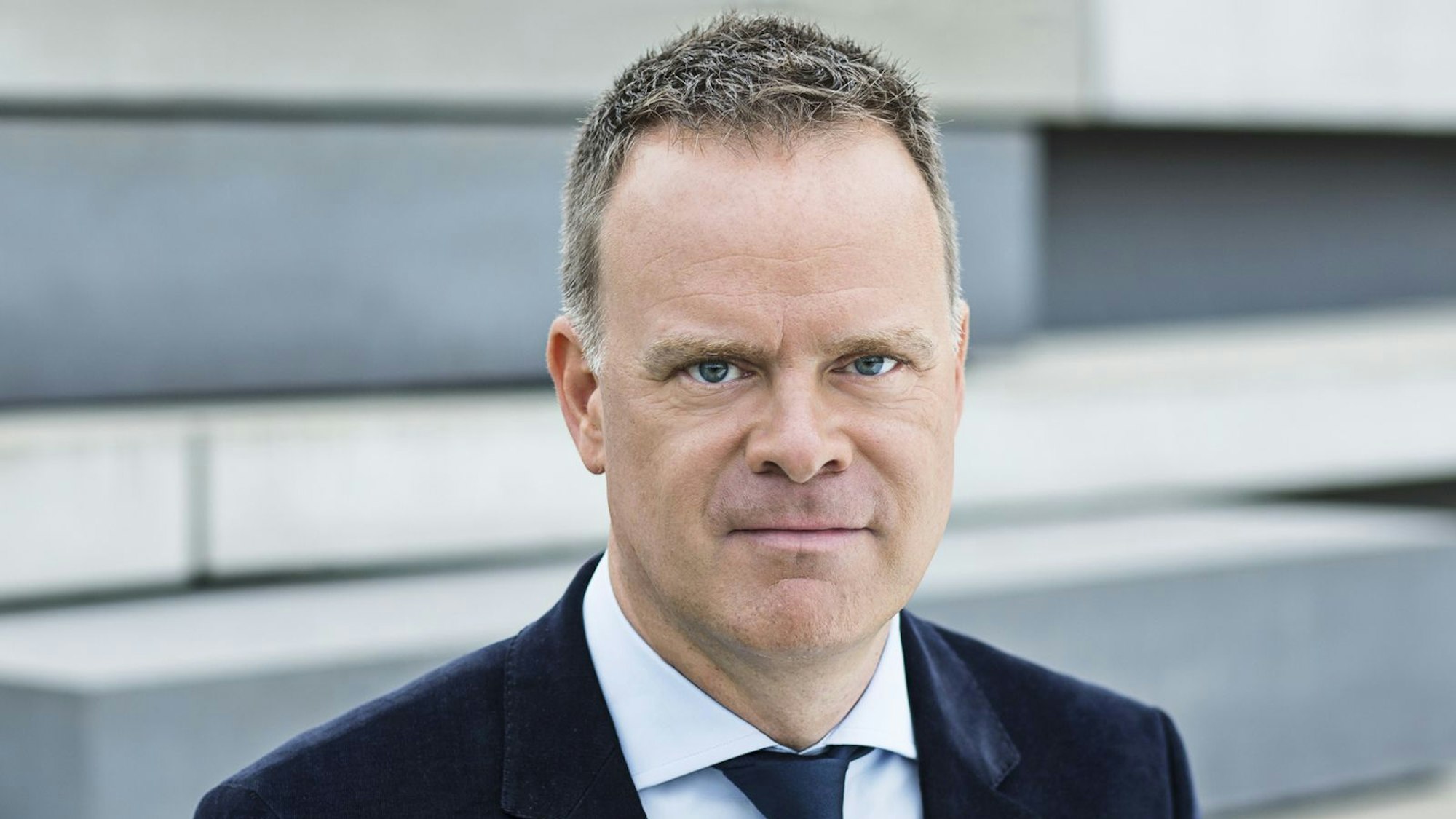 Christian Sievers moderiert normalerweise das „heute-journal“. In seiner neuen „Am Puls“-Reportage blickt er auf den Zustand der Innenstädte und fragt, wie wir lebenswerte urbane Orte schaffen können.