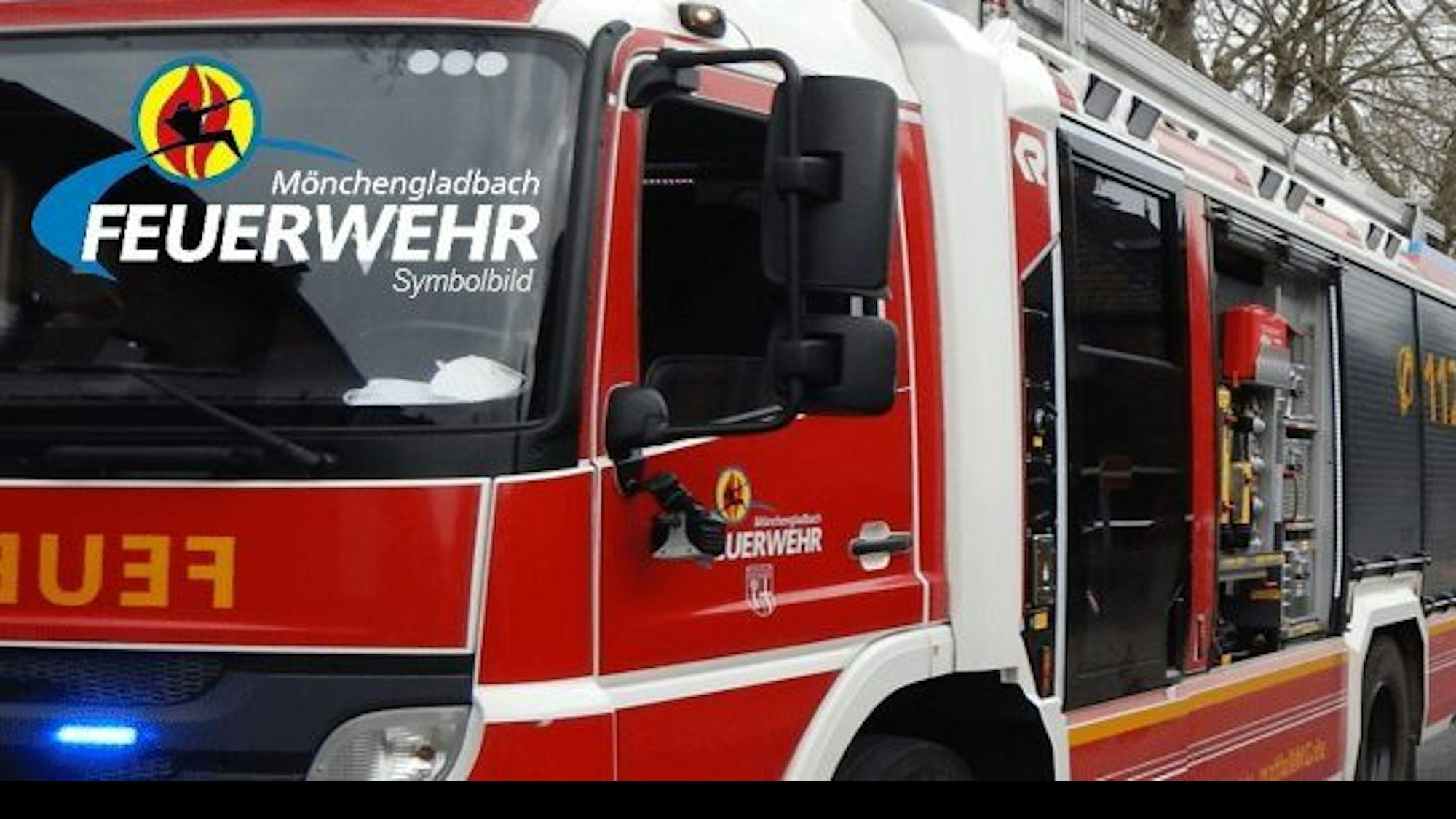 Einsatz der Feuerwehr Mönchengladbach bei einer Rauchentwicklung in einem Mehrfamilienhaus