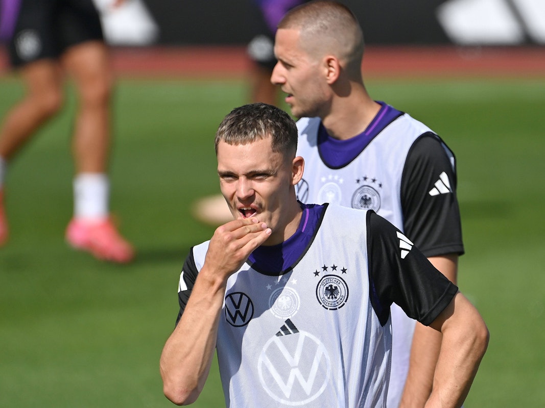 Florian Wirtz nachdenklich beim Training mit der Nationalmannschaft.
