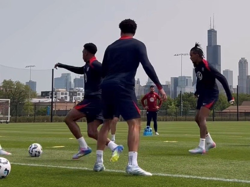 Damion Downs trainiert mit der US-Nationalmannschaft in Chicago.