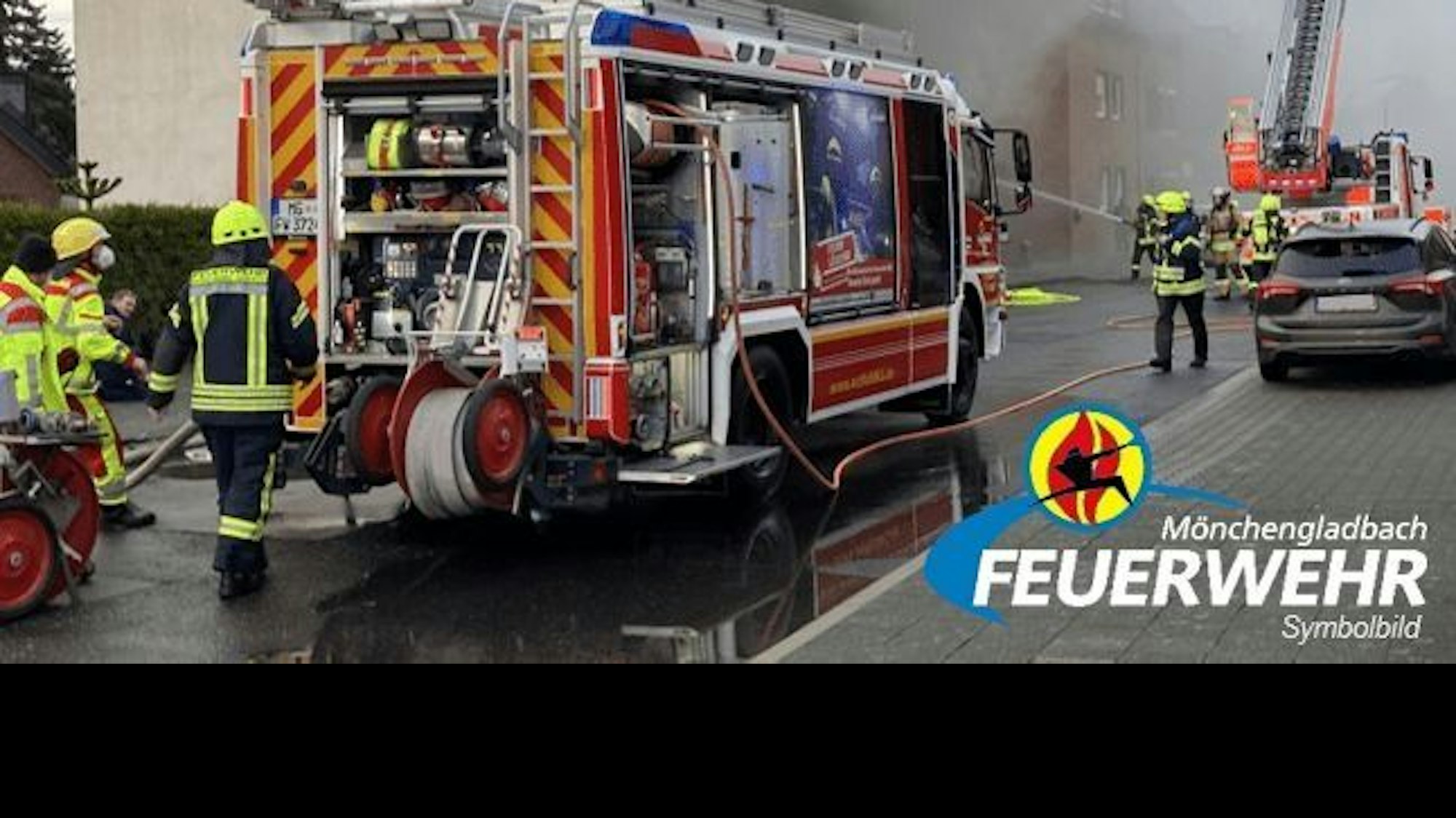 Logo der Feuerwehr Mönchengladbach zum Einsatz bei einem Küchenbrand in einem Einfamilienhaus in Mönchengladbach-Giesenkirchen
