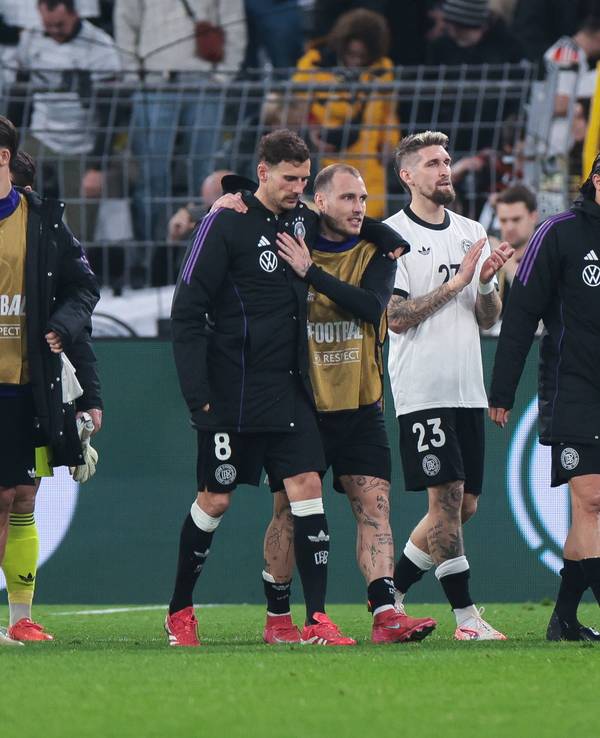 Die deutschen Nationalspieler nach der Partie gegen Italien.