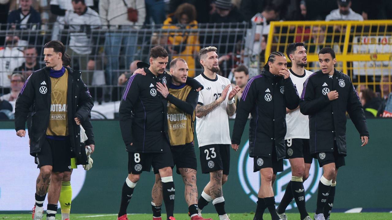 Die deutschen Nationalspieler nach der Partie gegen Italien.