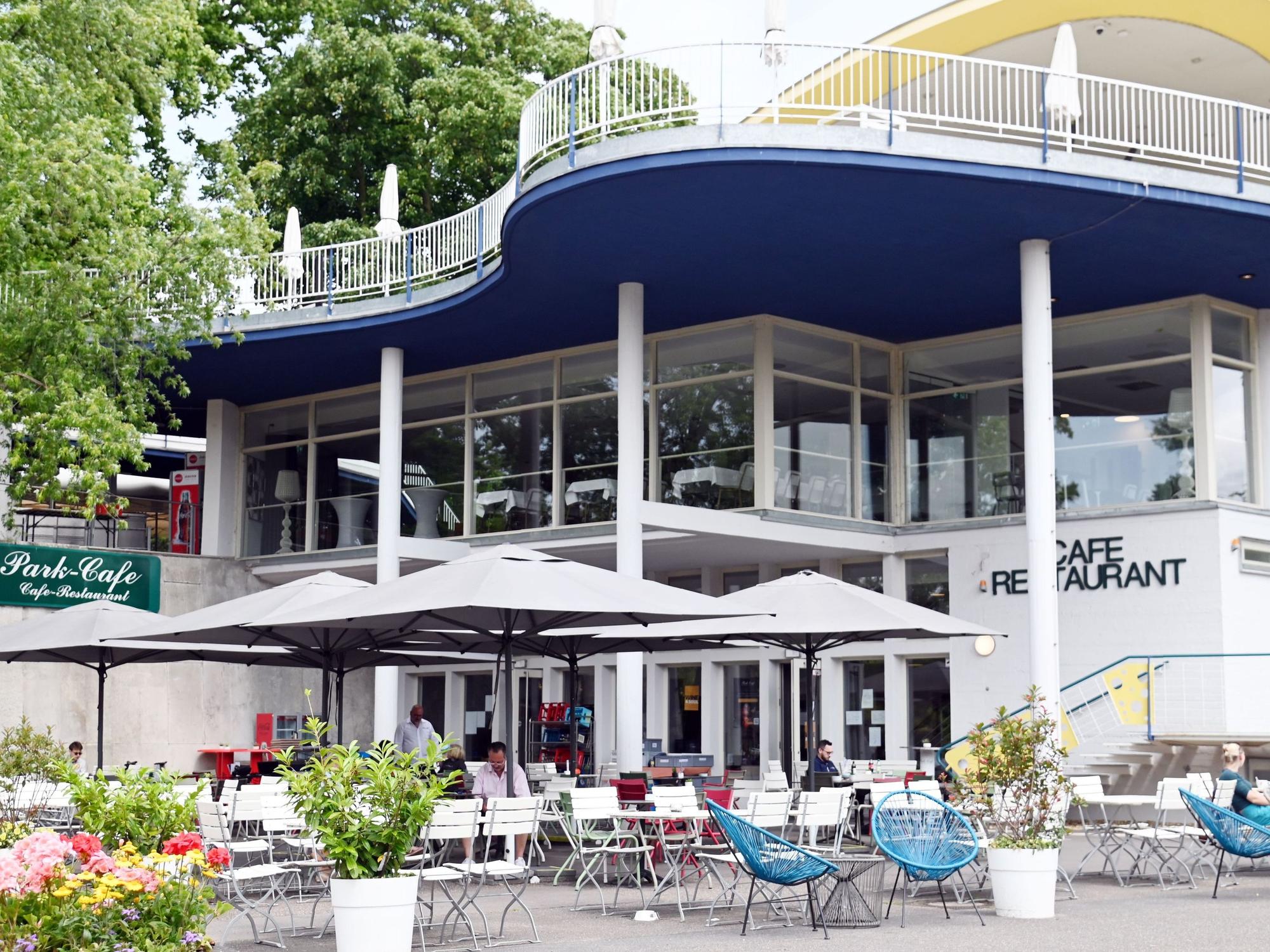 Das Park-Café im Rheinpark.
