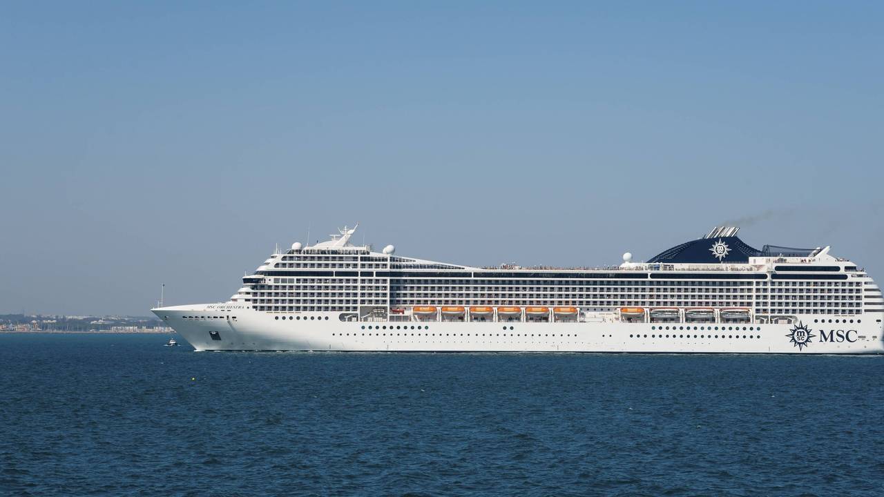 Die „MSC Orchestra“ trieb mehrere Stunden vor der Küste Korsikas im Mittelmeer.