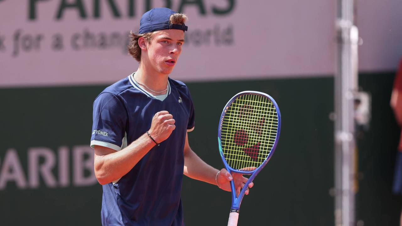Tennis-Talent Niels McDonald ballt die Faust.