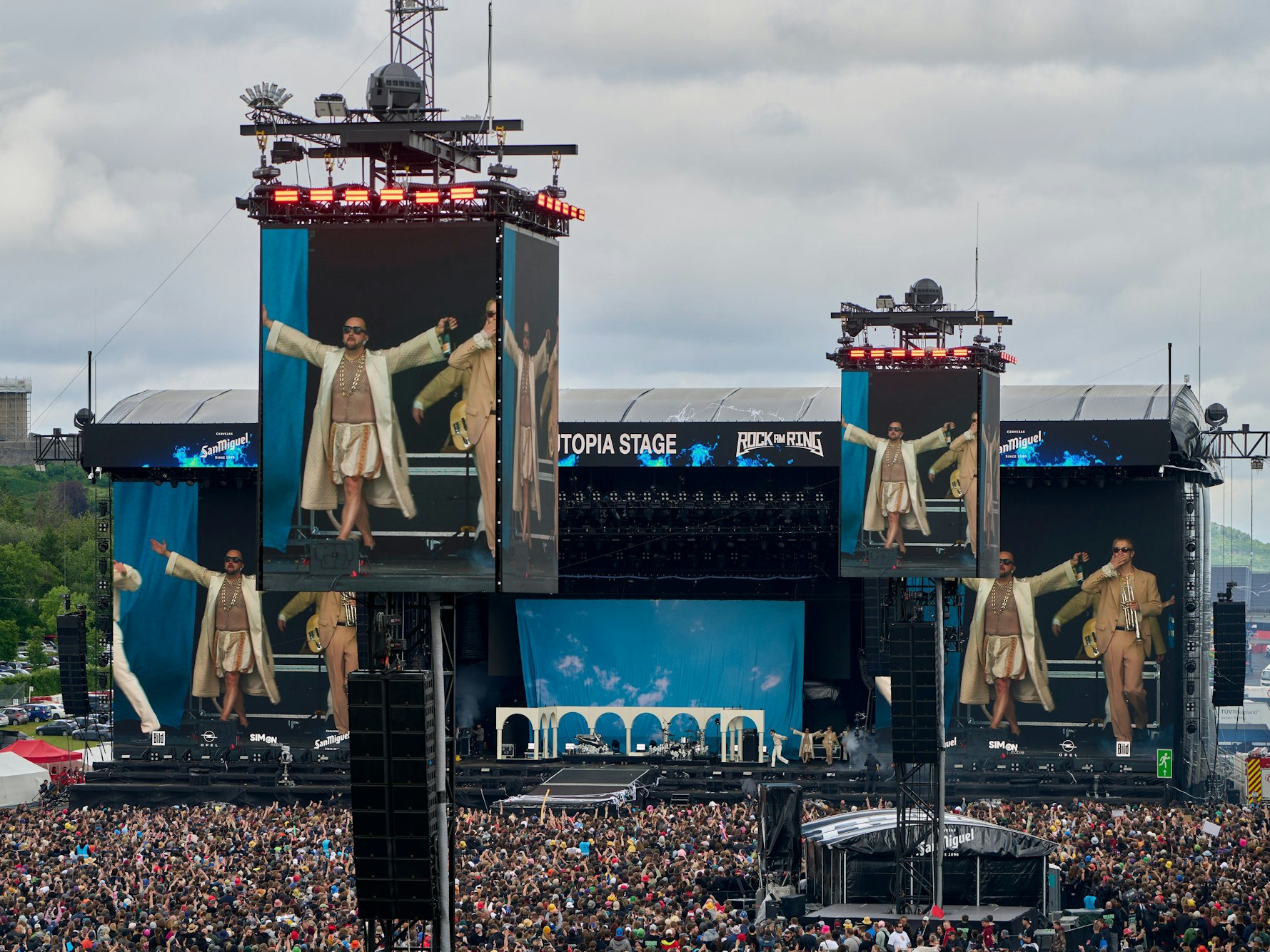 Blick auf die Hauptbühne bei „Rock am Ring“.