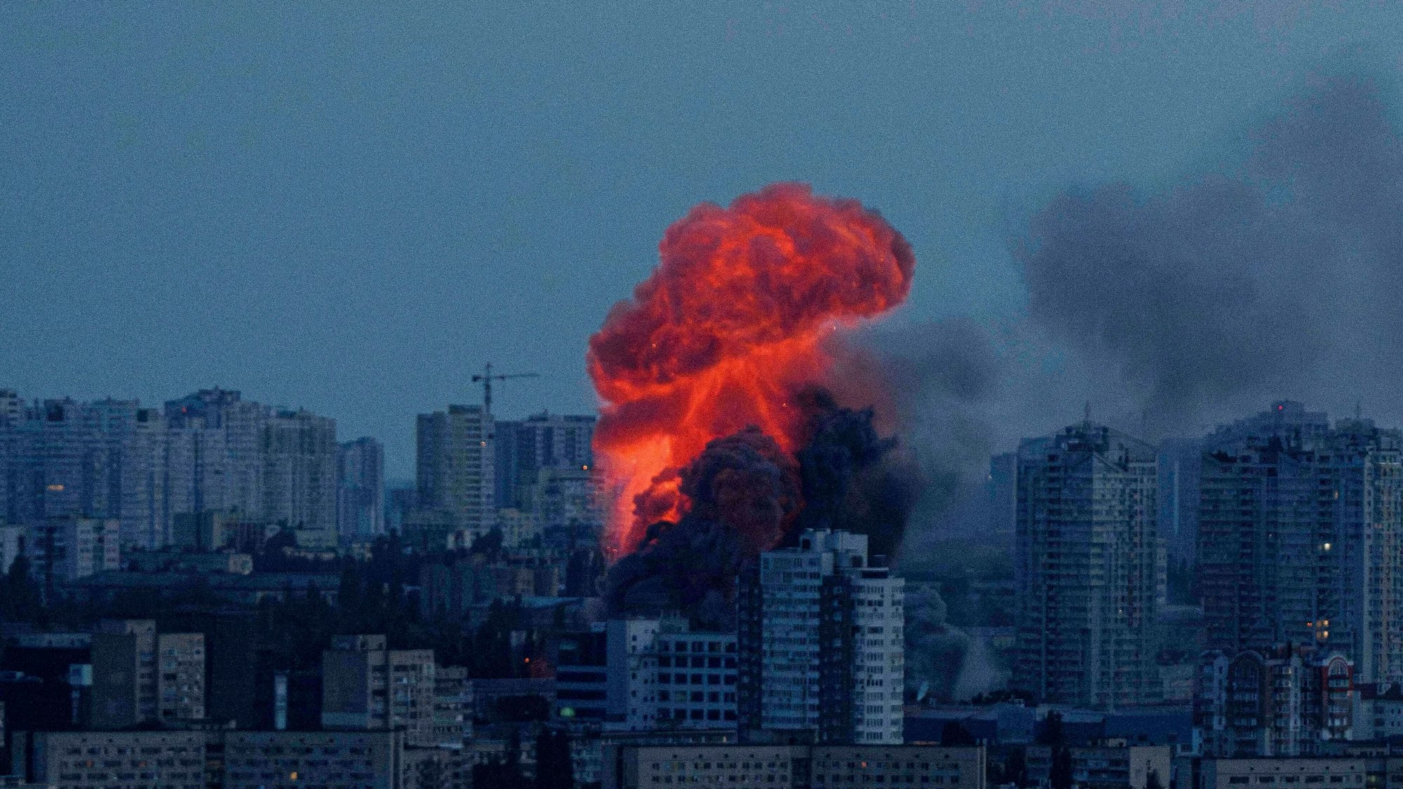 Explosion nach russischem Luftangriff auf Kyjiw