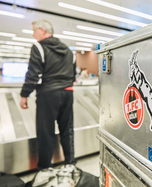 Nächsten Monat werden die Kisten gepackt: Der 1. FC Köln reist wieder nach Österreich ins Trainingslager und hat eine ganz besondere Aktion für seine Fans.