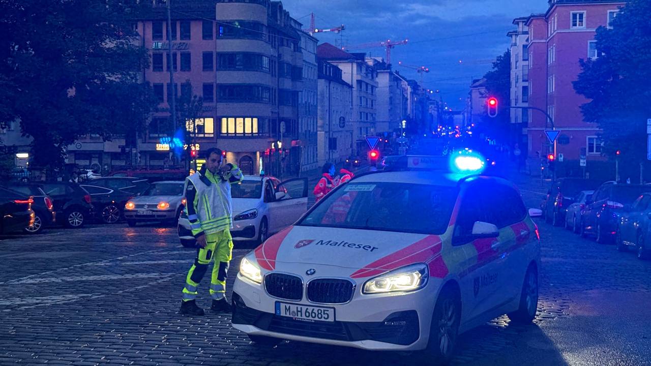An der Theresienwiese in München hat es einen Schusswaffeneinsatz der Polizei gegeben.