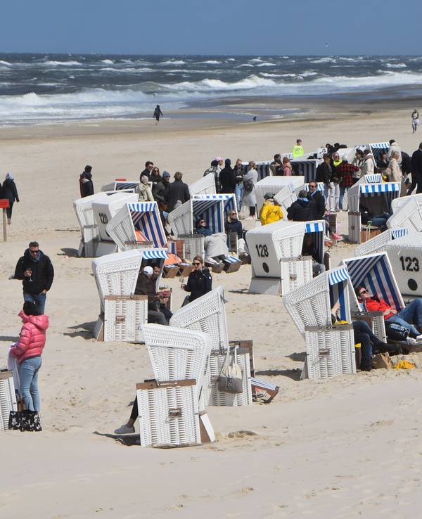 Zahlreiche Urlauber verbringen Pfingsten auf Sylt.