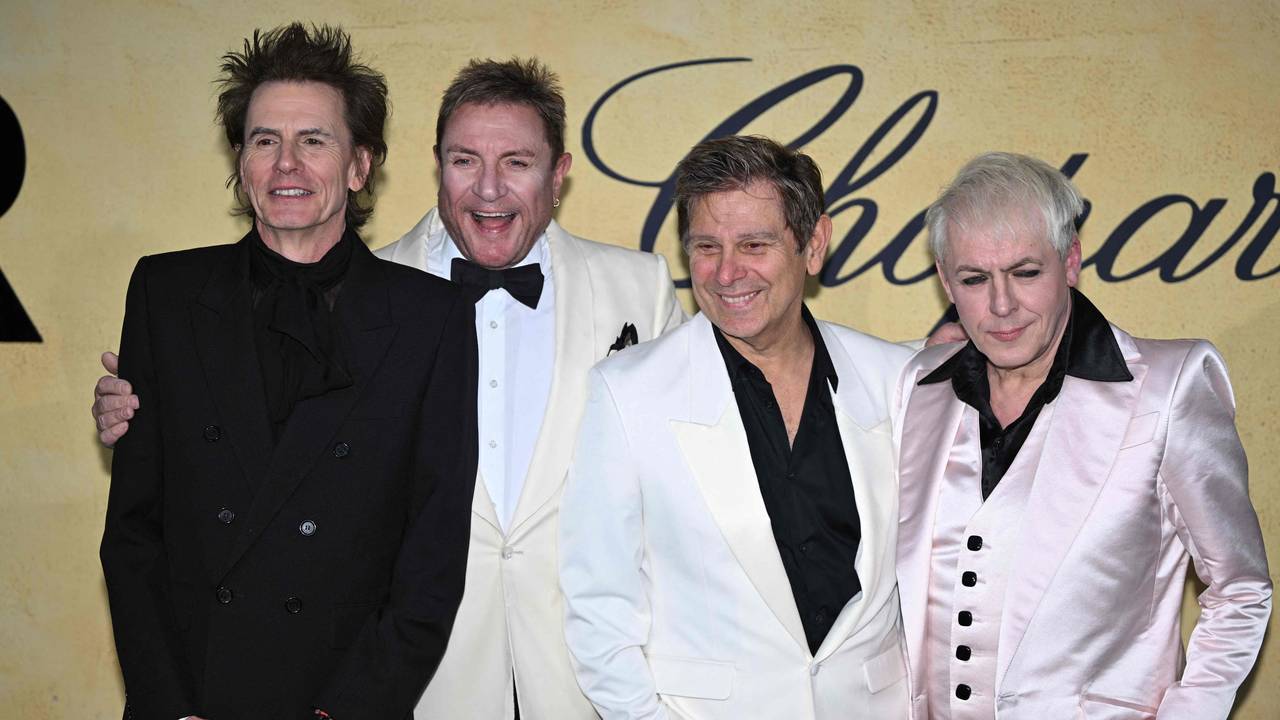 Die Band Duran Duran steht auf dem Roten Teppich.
