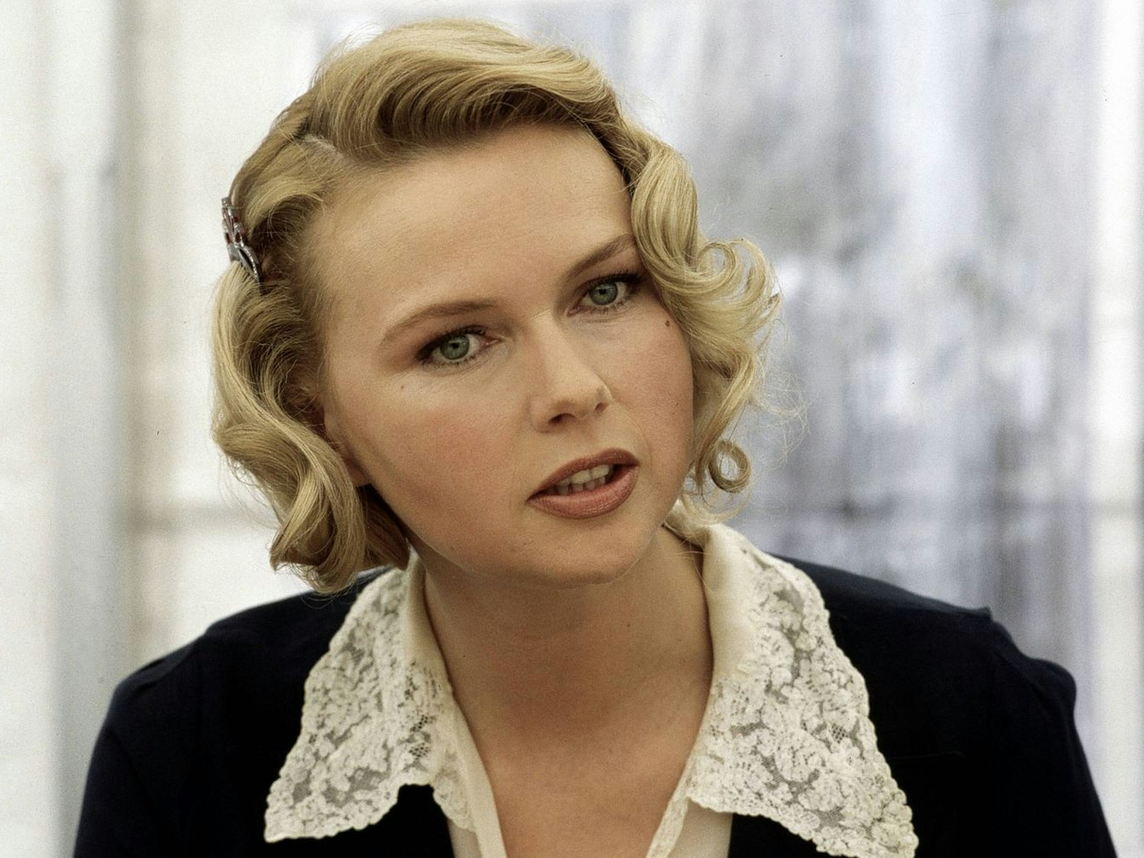 Im Jahr 2001 spielte Veronica Ferres Nelly Mann im Doku-Drama „Die Manns - Ein Jahrhundertroman“. Für ihre Darstellung erhielt sie den Adolf-Grimme-Preis in Gold. (Bild: IMAGO / United Archives)