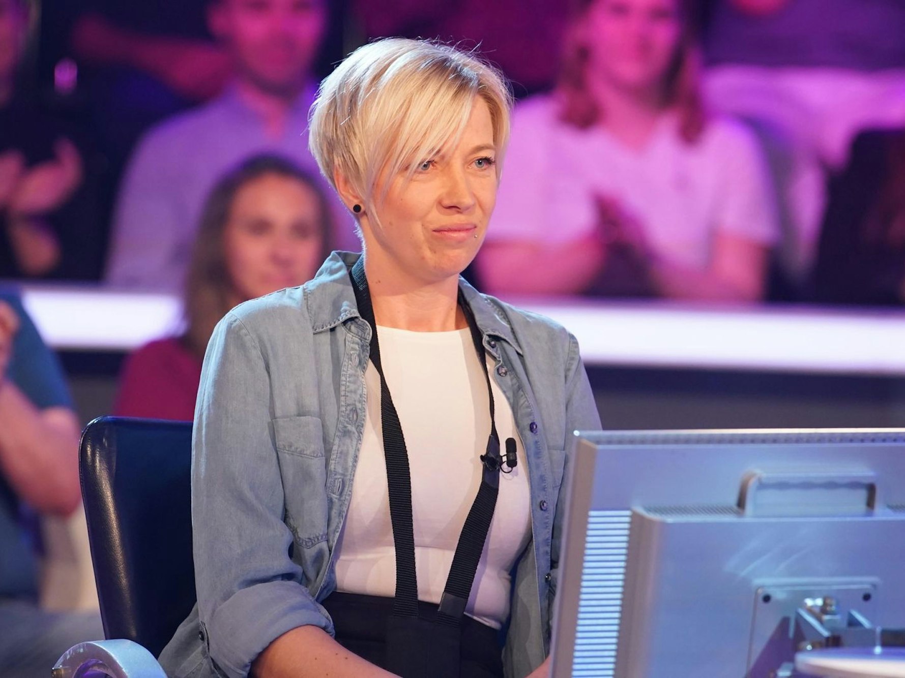 Kerstin Führer wurde jedoch ein Platz auf dem Ratestuhl angeboten. Sie hatte sich bereits mehrfach für die Show beworben. Am Ende ergatterte sie 16.000 Euro. (Bild: RTL / Stefan Gregorowius)