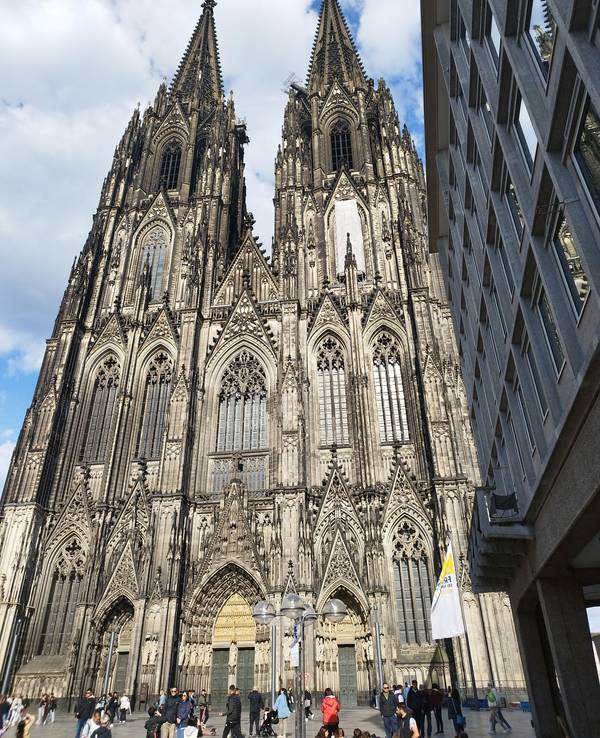 Auch auf der Domplatte campieren Obdachlose.