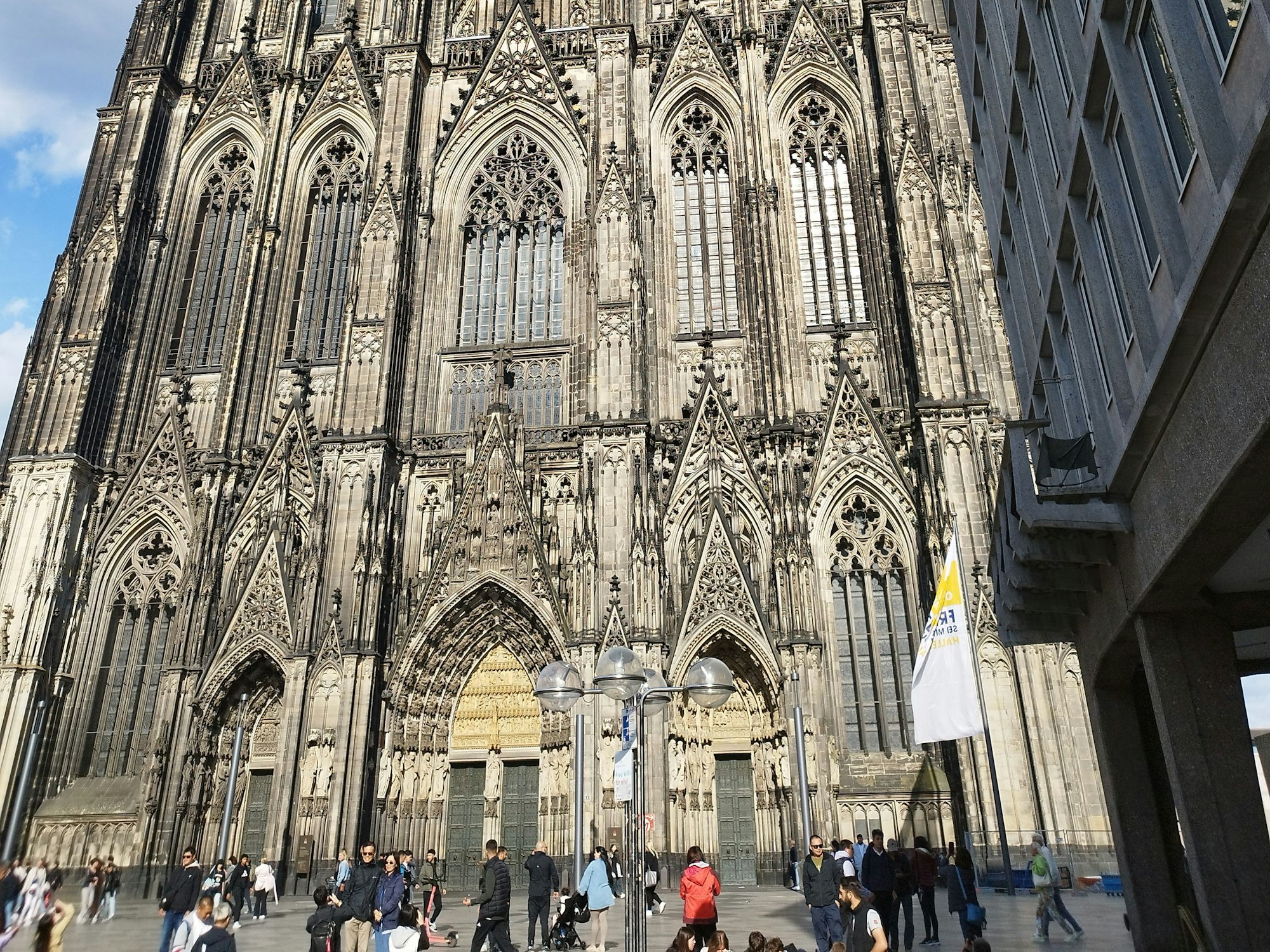 Auch auf der Domplatte campieren Obdachlose.