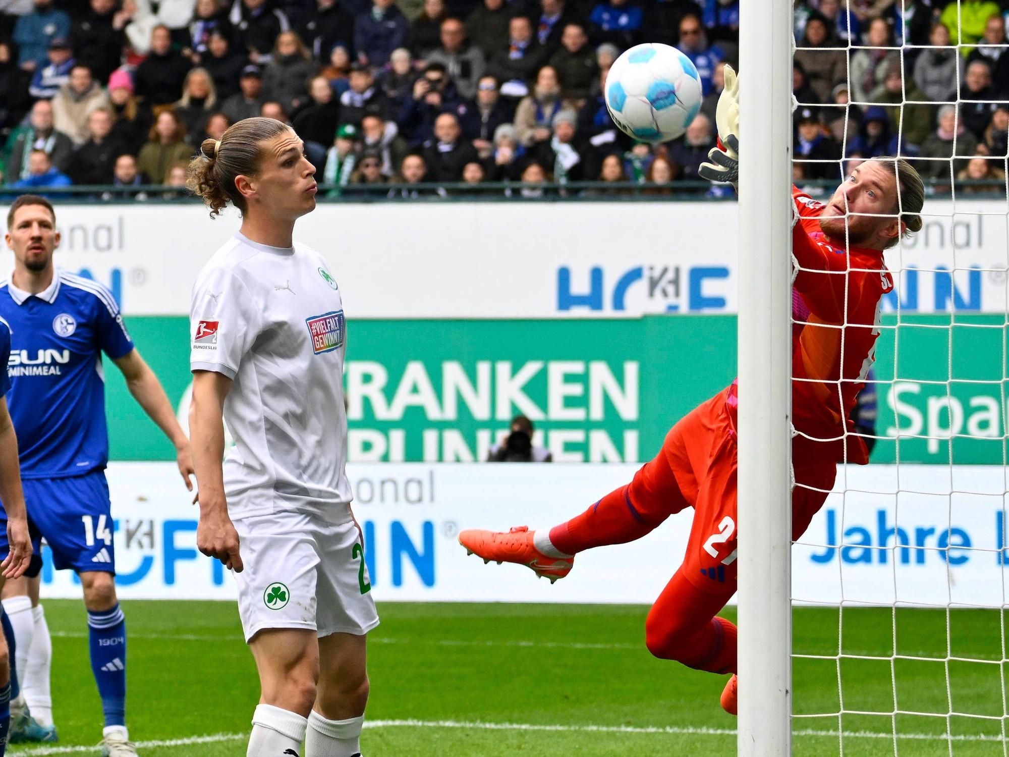 In seinen Spielen für Schalke konnte Karius mit Paraden glänzen.