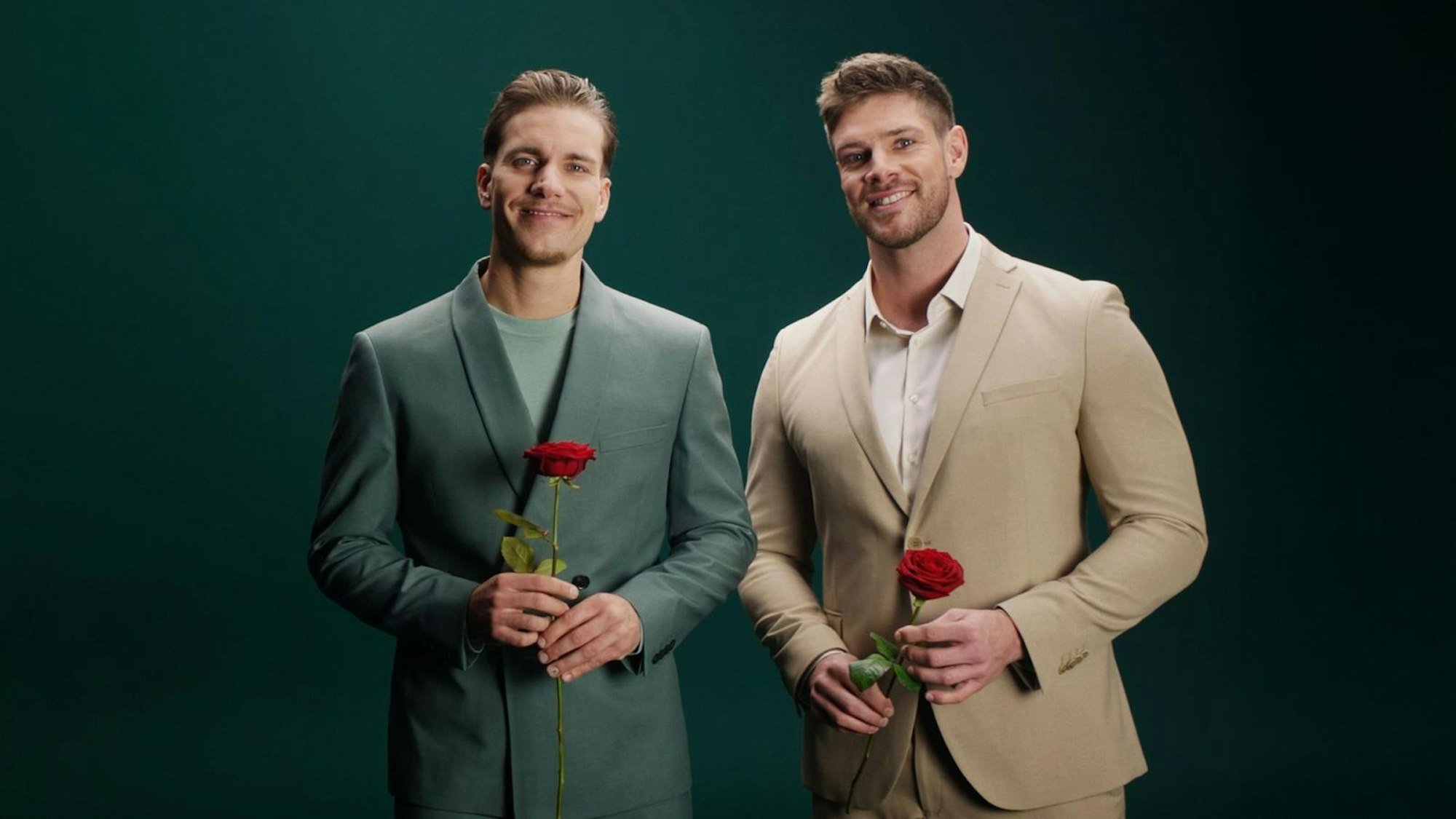 „Die Bachelors“ startet am 18. Juni bei RTL. Felix Stein (links) und Martin Braun suchen in der Dating-Show nach der großen Liebe. (Bild: RTL)