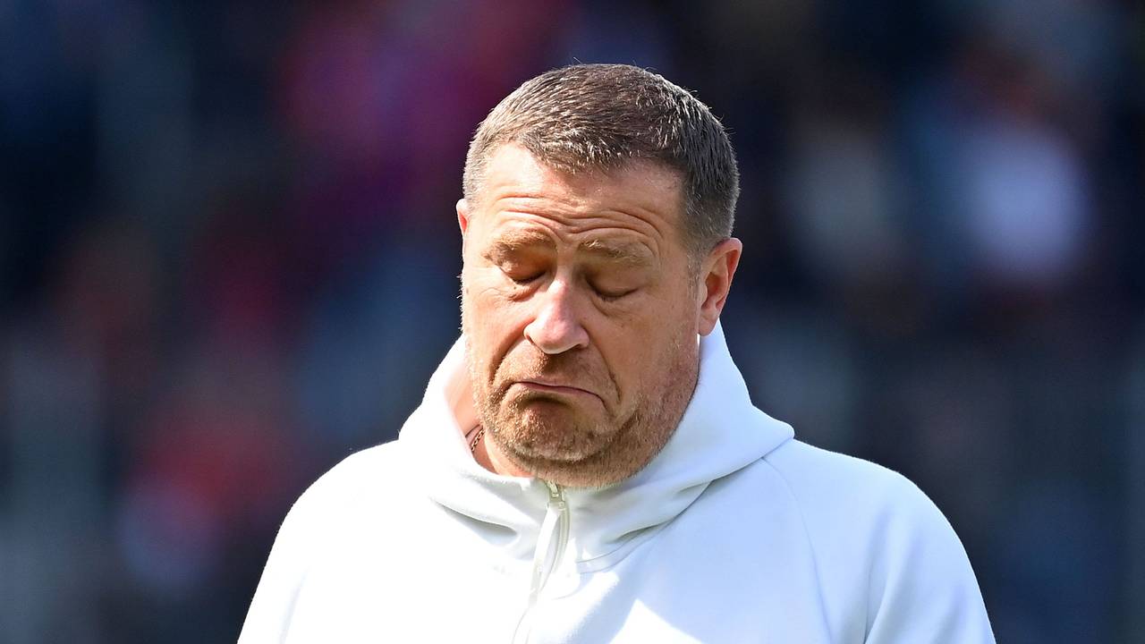 Max Eberl geht beim Auswärtsspiel in Heidenheim vom Platz.