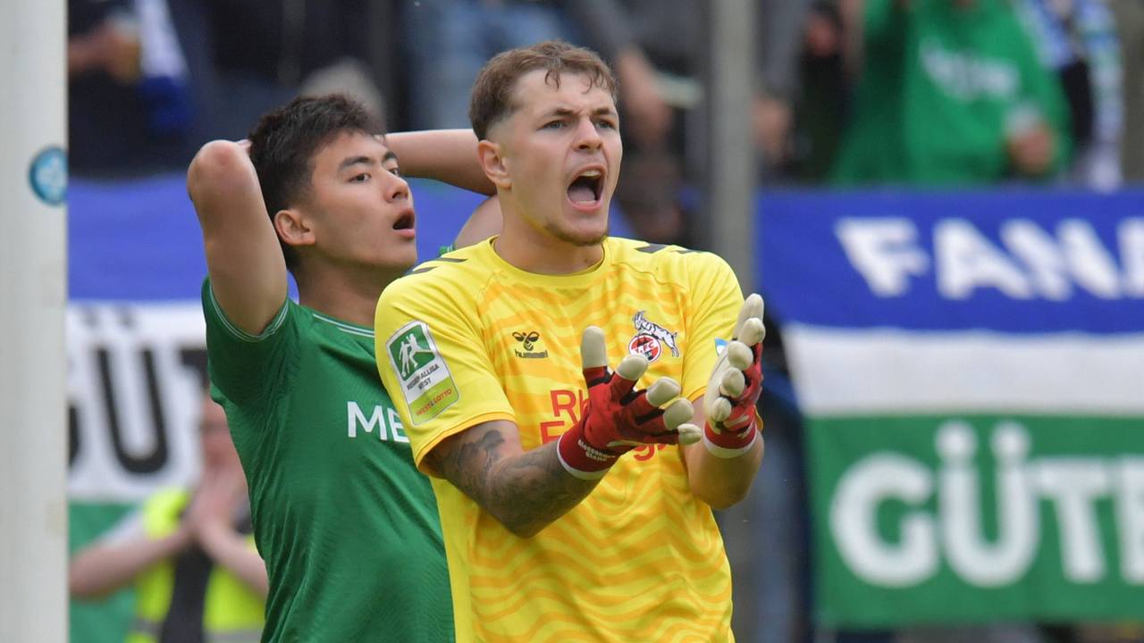 Alessandro Blazic brüllt bei einem U21-Spiel des 1. FC Köln.