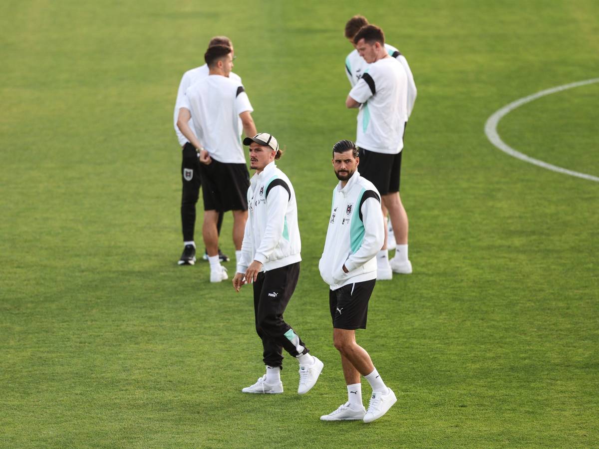Marcel Sabitzer und Flo Grillitsch vor einem Österreich-Spiel gegen San Marino.