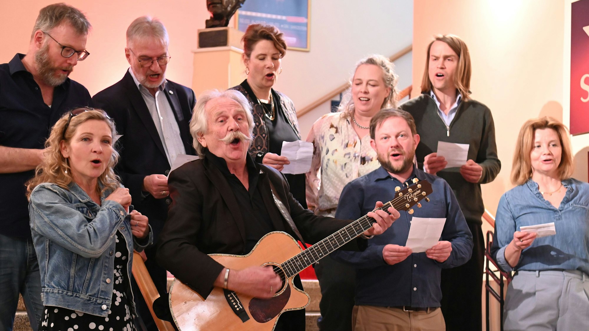 Neues Theaterstück „Millowitsch – endlich wieder lachen“ in der Volksbühne.