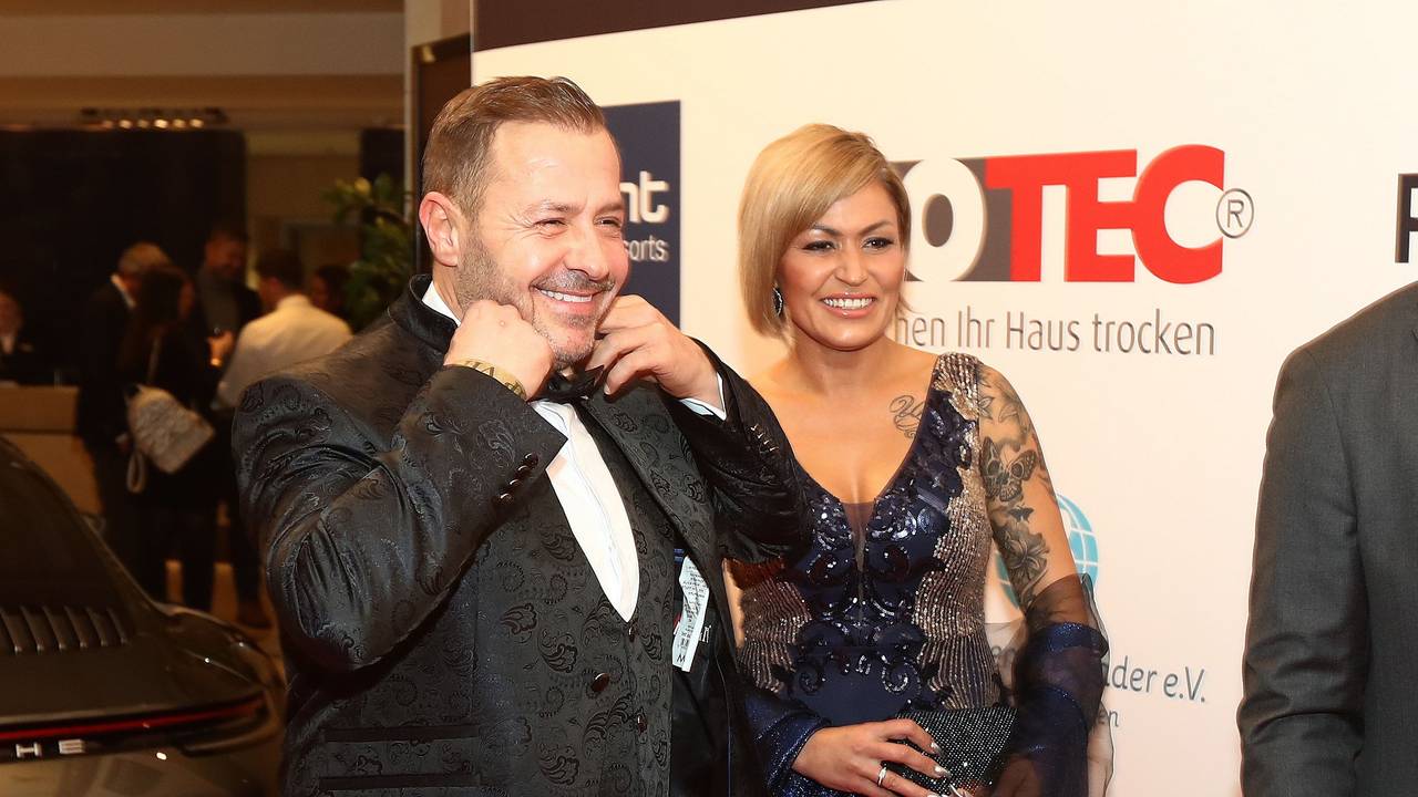 Willi Herren in Begleitung seiner Ehefrau Jasmin bei einem Event in Köln.