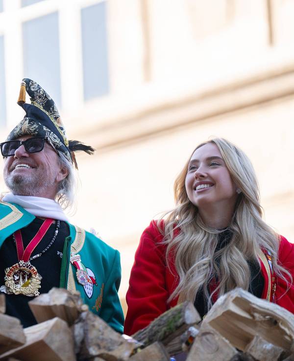 Die Geissens feiern im Kölner Karneval.
