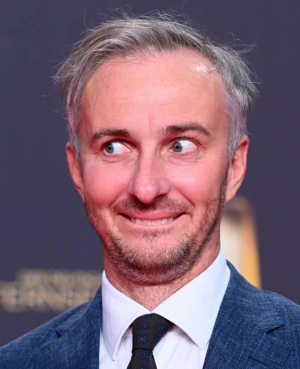 Moderator Jan Böhmermann als Preisträger bei der Gala und Verleihung des Deutschen Fernsehpreis in Köln.