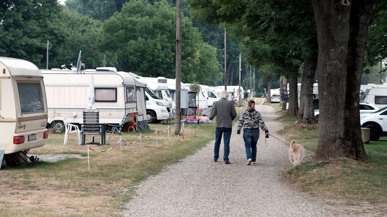 Blick auf einen Campingplatz
